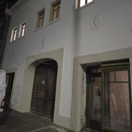 招待所 Huganik 3*